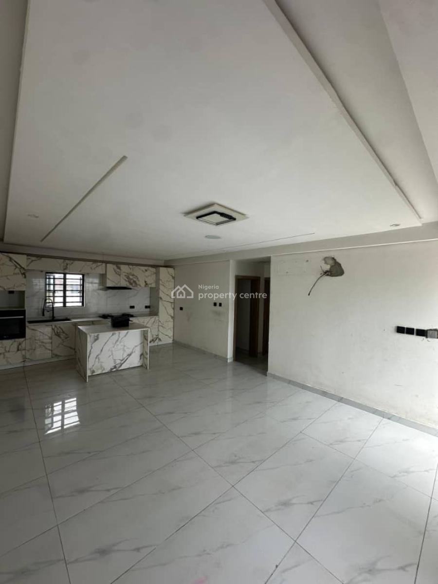 2 Bedroom Penthouse 4th Floor, Ologolo, Lekki, Lagos, Flat / Apartment for Rent
