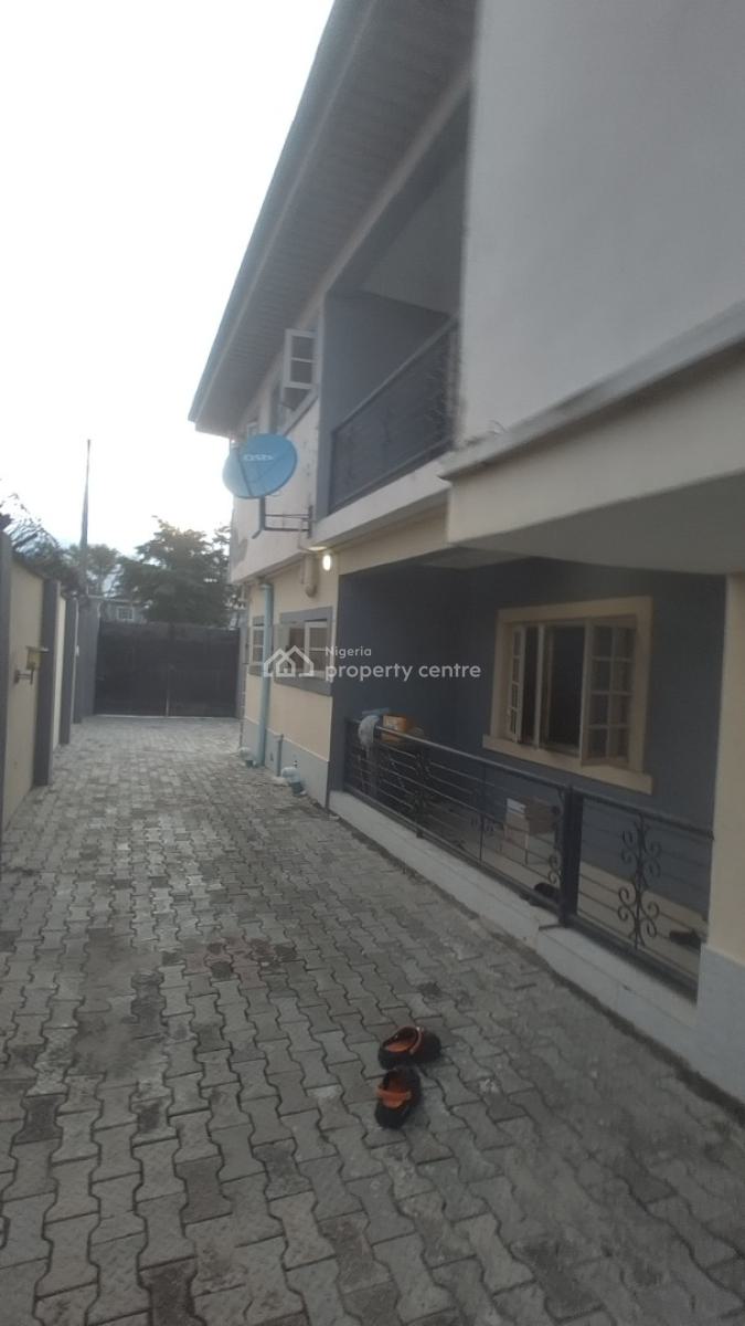 Spacious Well Built 3 Bedroom Flat with 2 Parlour, Sangotedo, Ajah, Lagos, House for Rent