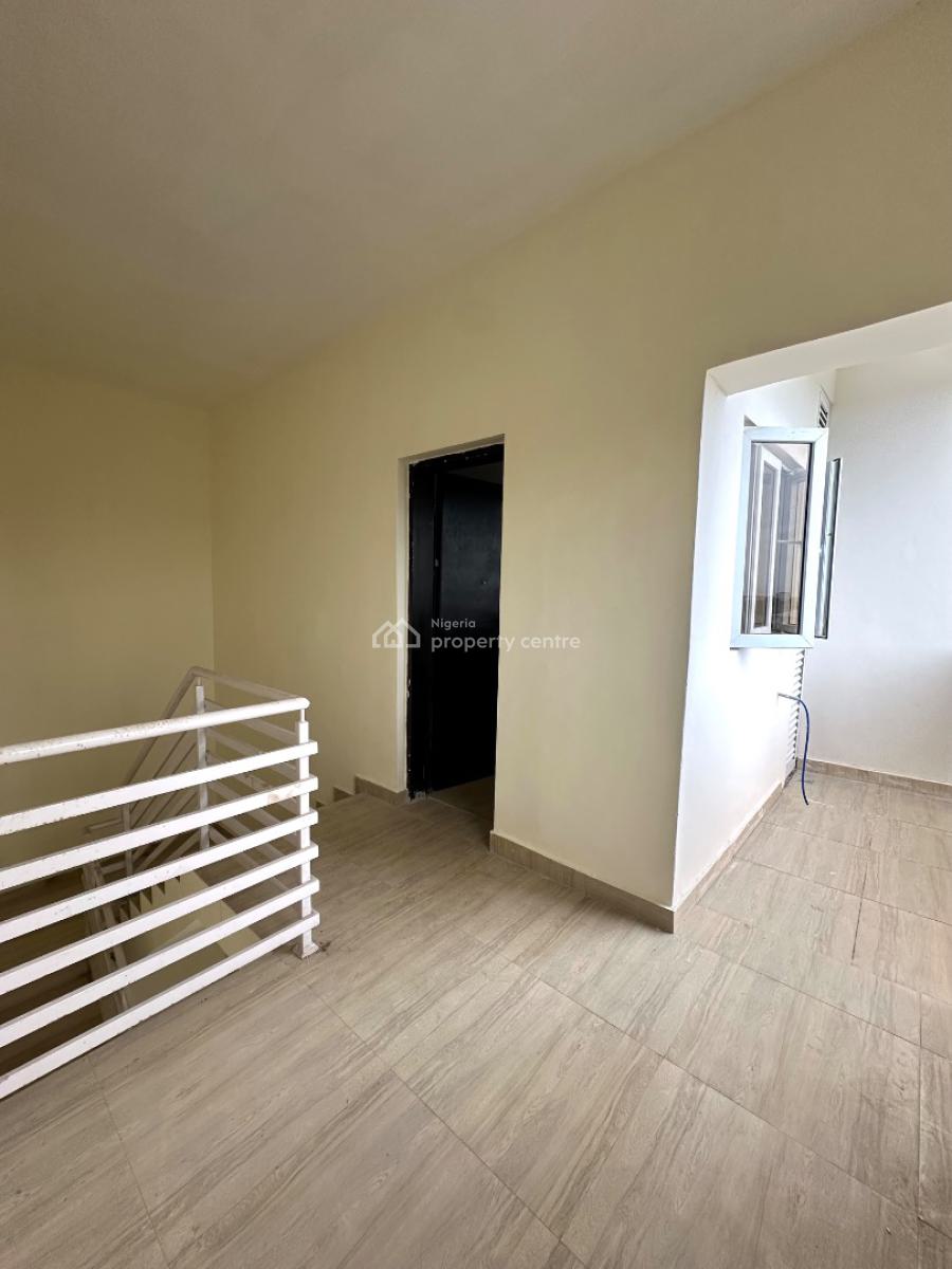 Fully Serviced Spacious 1 Bedroom Apartment + Rooftop Terrace, Ikota, Lekki, Lagos, Flat / Apartment for Rent