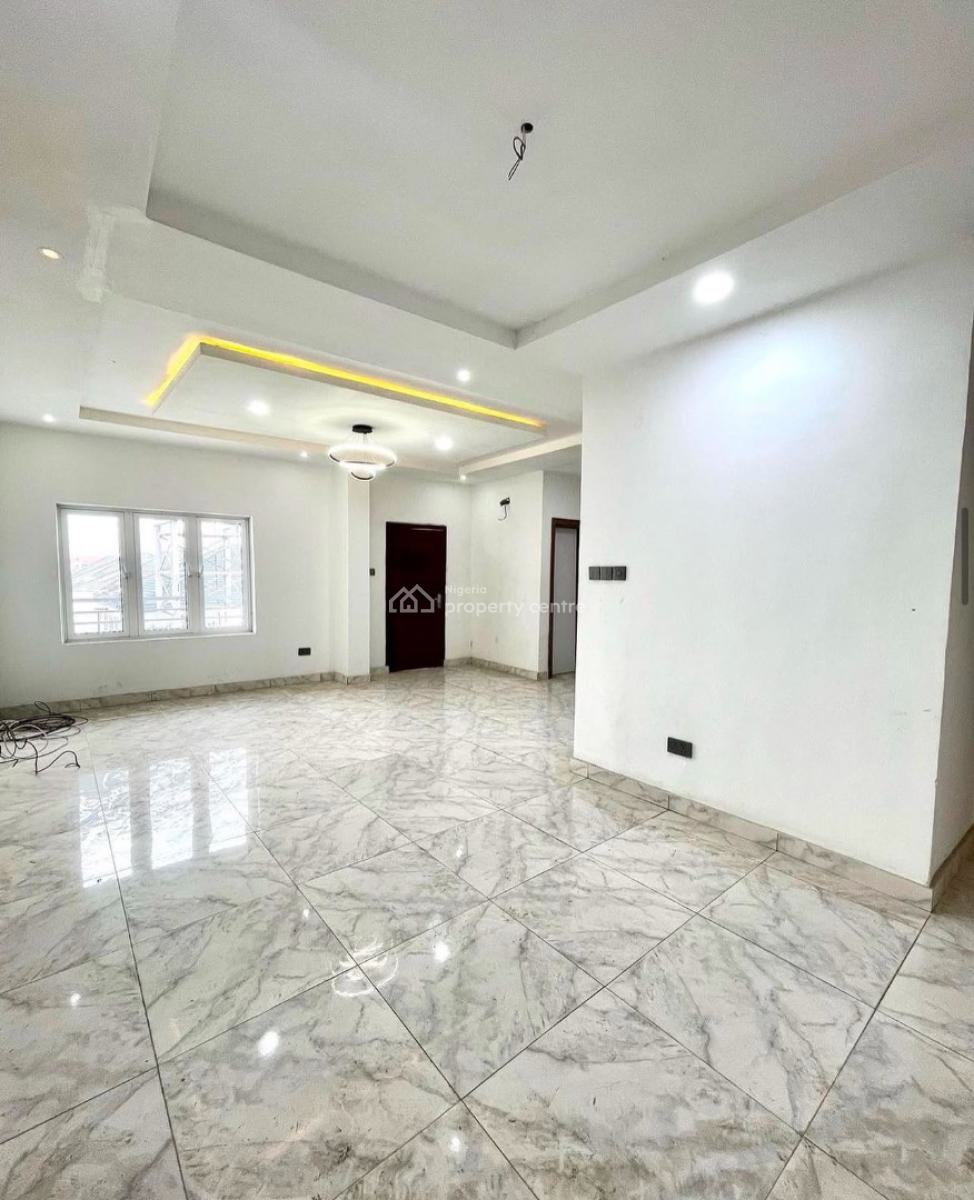 Newly Built Fully Serviced 4 Bedroom Apartment with Bq (3rd Floors), Osapa, Lekki, Lagos, Flat / Apartment for Rent