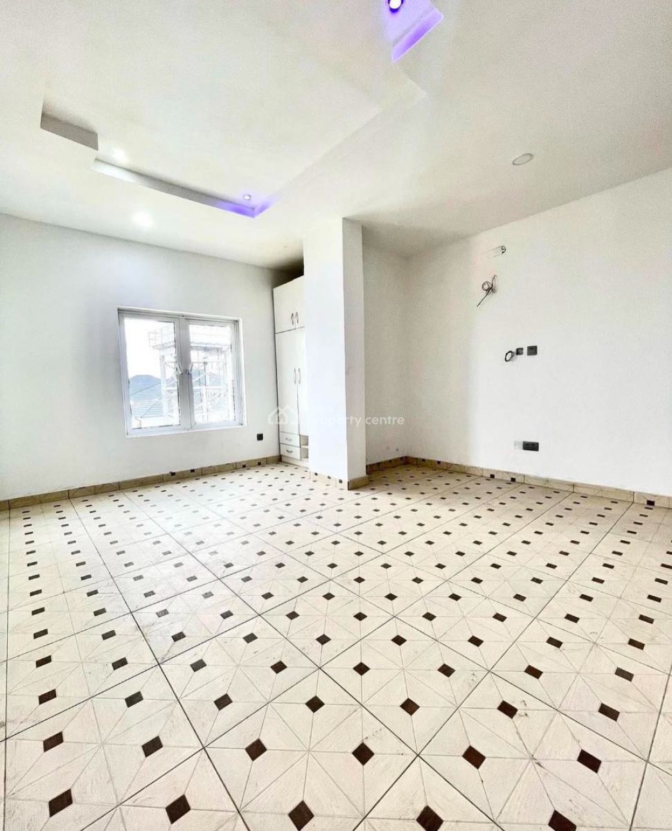Newly Built Fully Serviced 4 Bedroom Apartment with Bq (3rd Floors), Osapa, Lekki, Lagos, Flat / Apartment for Rent