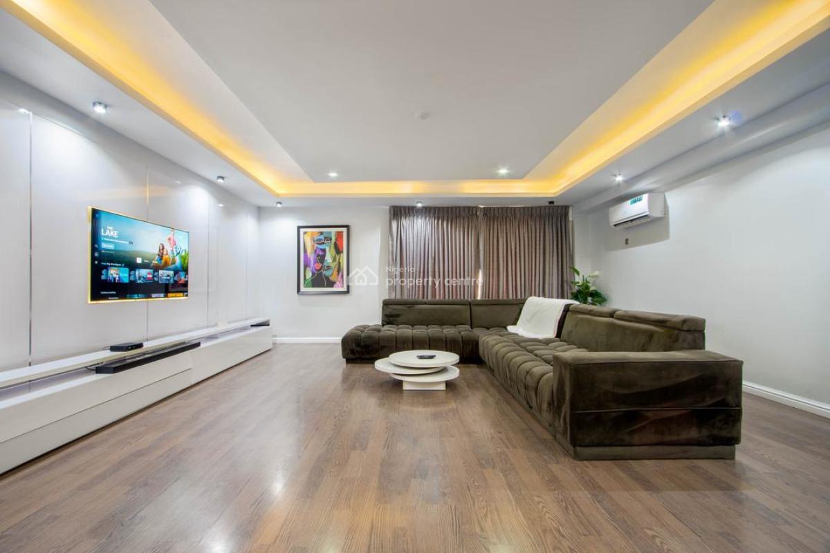 Luxury Three Bedroom with Swimming Pool, Lekki Phase 1, Lekki, Lagos, Commercial Property Short Let