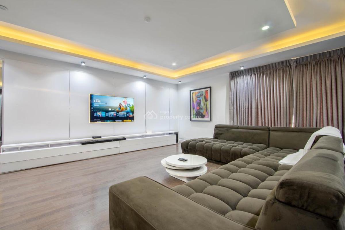 Luxury Three Bedroom with Swimming Pool, Lekki Phase 1, Lekki, Lagos, Commercial Property Short Let