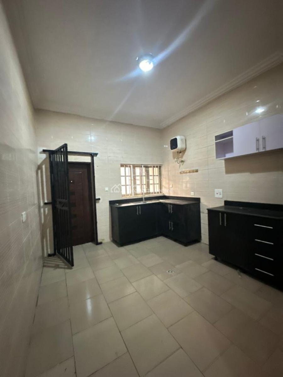 3 Bedroom Apartment, Lekki Phase 1, Lekki, Lagos, Flat / Apartment for Rent