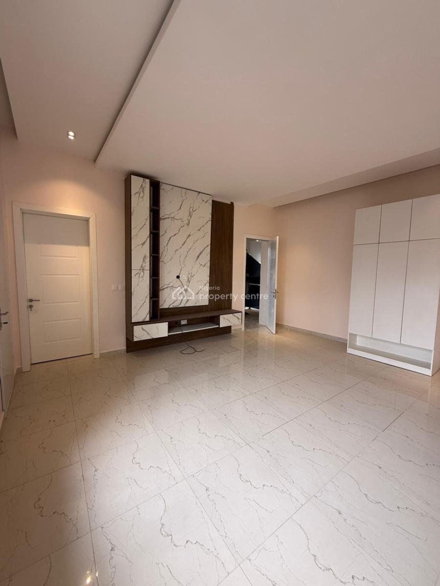 Tastefully Finished 5bedroom Semidetached Duplex, Coza Church Axis, Guzape District, Abuja, Semi-detached Duplex for Sale