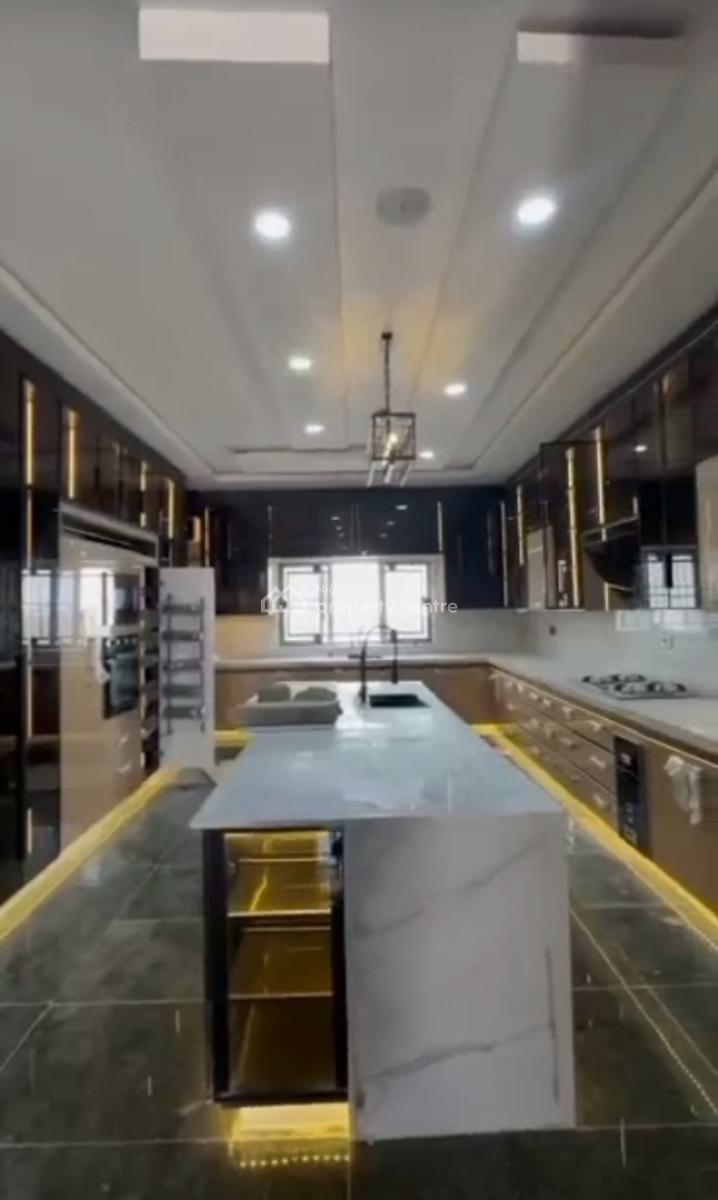 Exquisitely Finished 6 Bedroom Mansion, Guzape District, Abuja, Detached Duplex for Sale