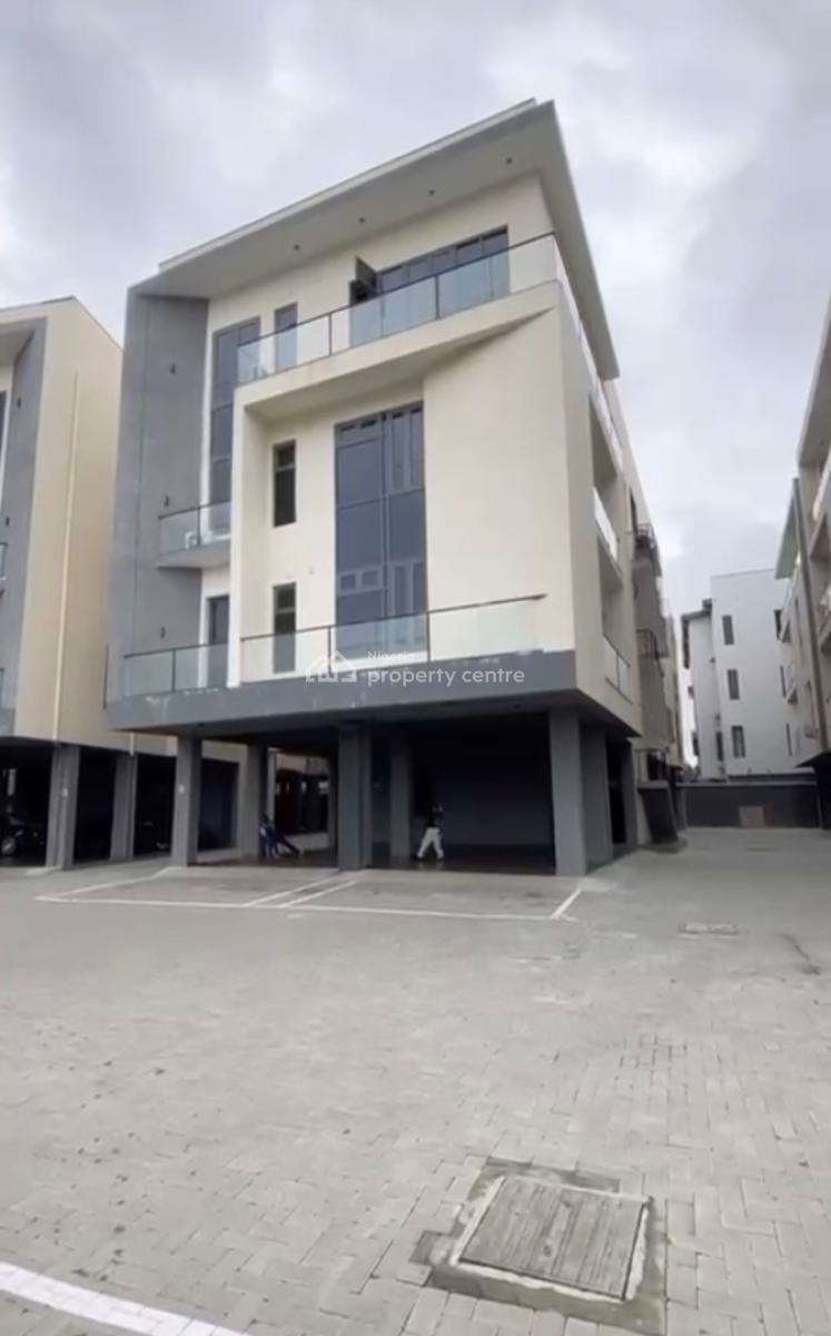 2bedroom Penthouse, Lekki Phase 1, Lekki, Lagos, House for Sale