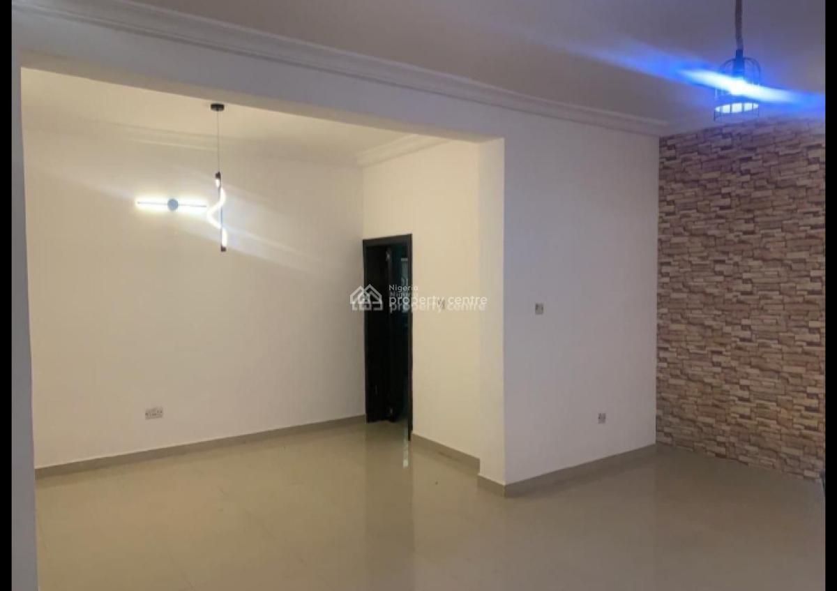 Massive & Clean 3 Bedroom Apartment, Chevron, Lekki, Lagos, Flat / Apartment for Rent