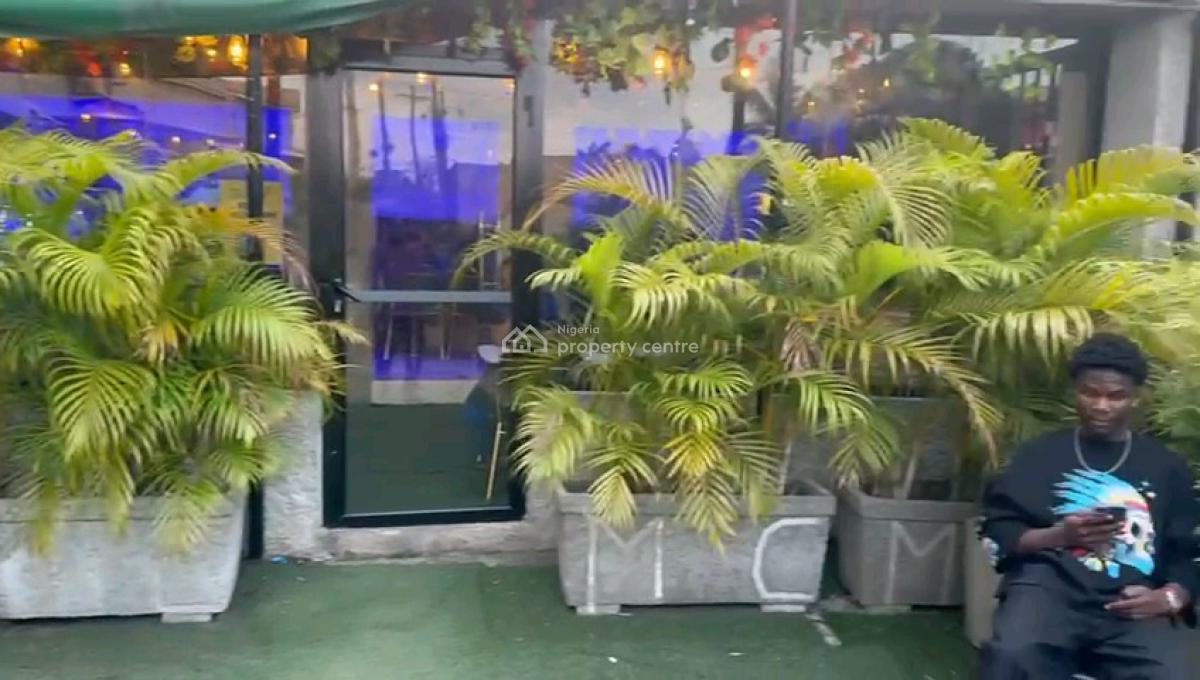an Already Existing/functional Lounge for Smart Investors, Lekki Phase 1, Lekki, Lagos, Restaurant / Bar for Rent