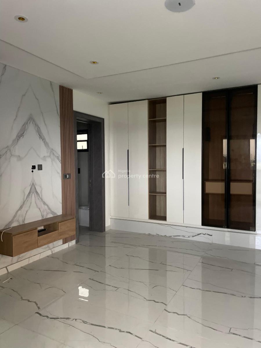 5 Bedroom Fully Detached with Swimming Pool, Cctv Cameras,, Royal Garden Estate, Ajah, Lagos, Detached Duplex for Sale