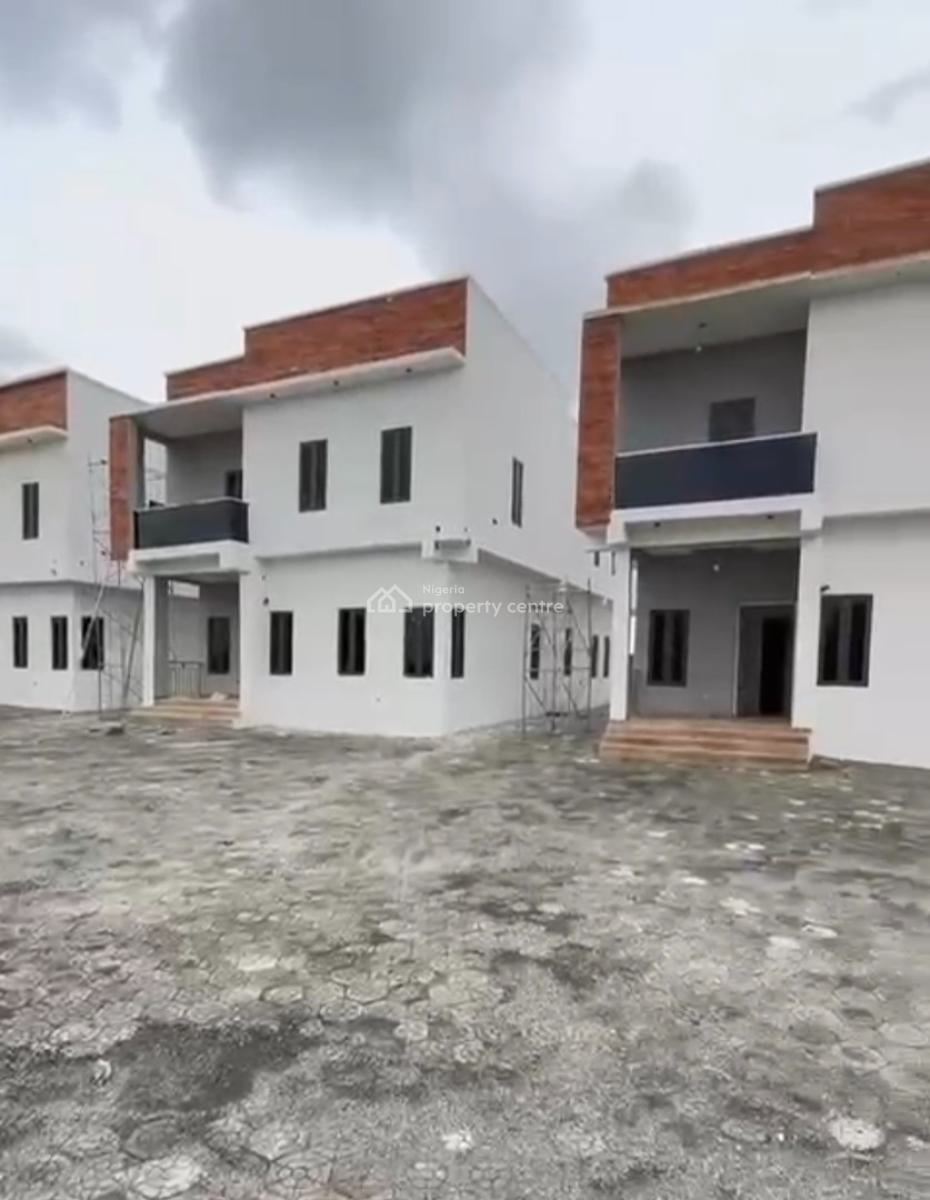 5 Bedroom Detached House with a Room Boys Quarter, Guzape District, Abuja, Detached Duplex for Sale