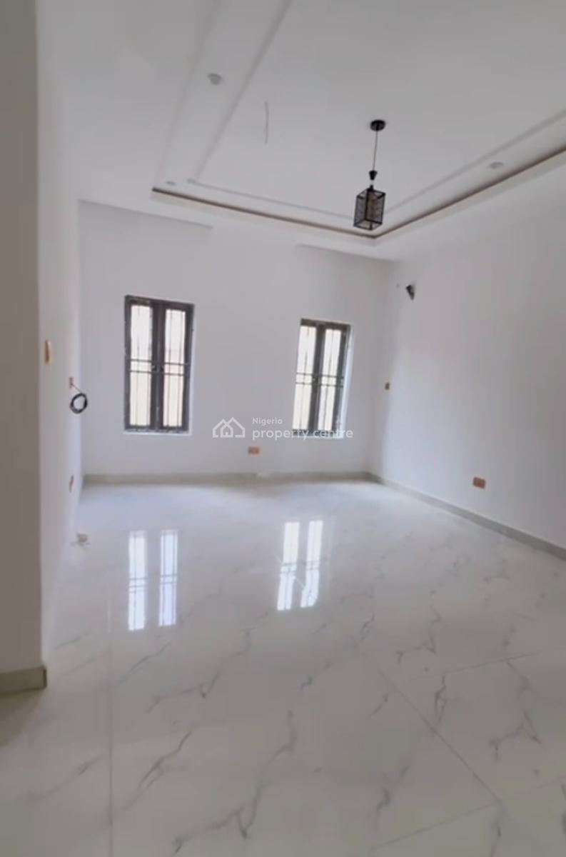5 Bedroom Detached House with a Room Boys Quarter, Guzape District, Abuja, Detached Duplex for Sale