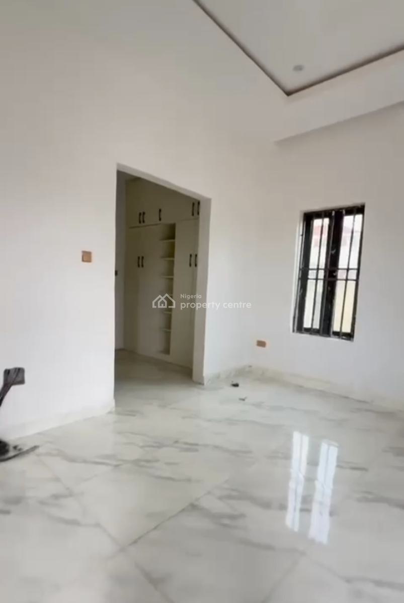 5 Bedroom Detached House with a Room Boys Quarter, Guzape District, Abuja, Detached Duplex for Sale