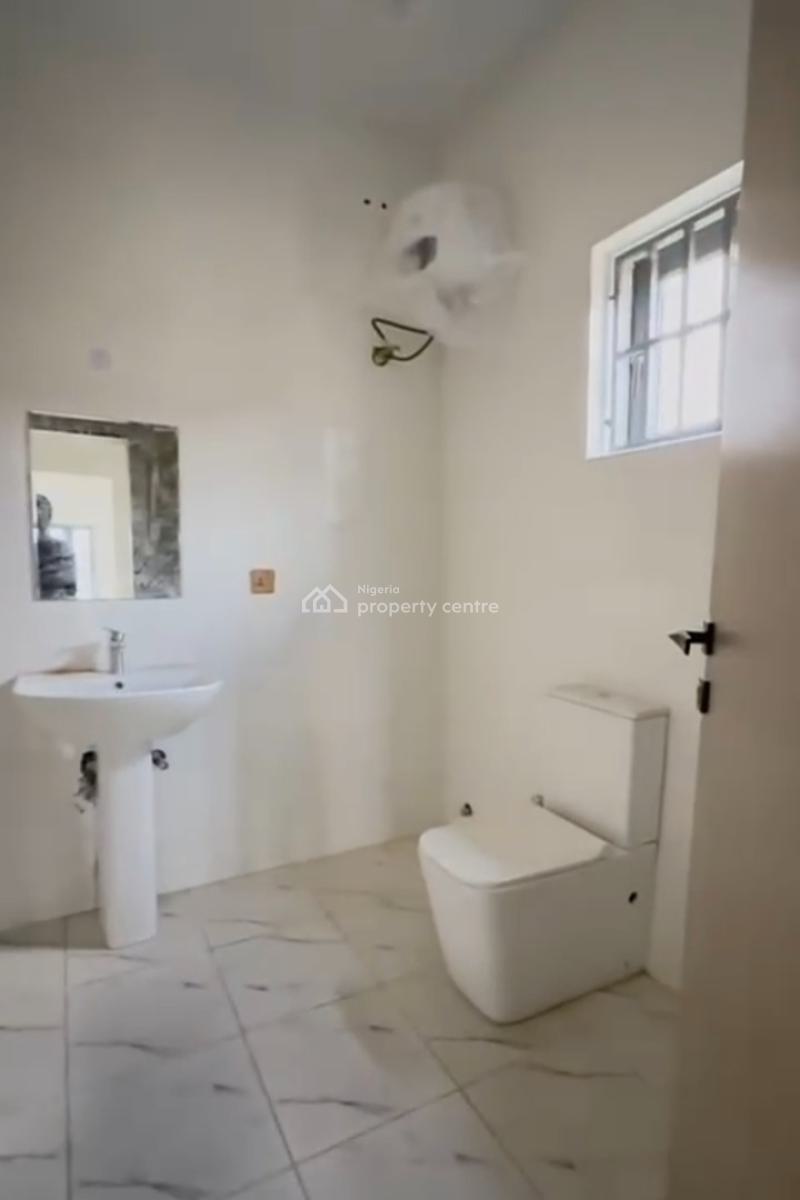 5 Bedroom Detached House with a Room Boys Quarter, Guzape District, Abuja, Detached Duplex for Sale