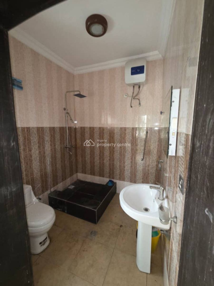 Executive 4 Bedroom Duplex, Ilaje, Ajah, Lagos, Semi-detached Duplex for Rent