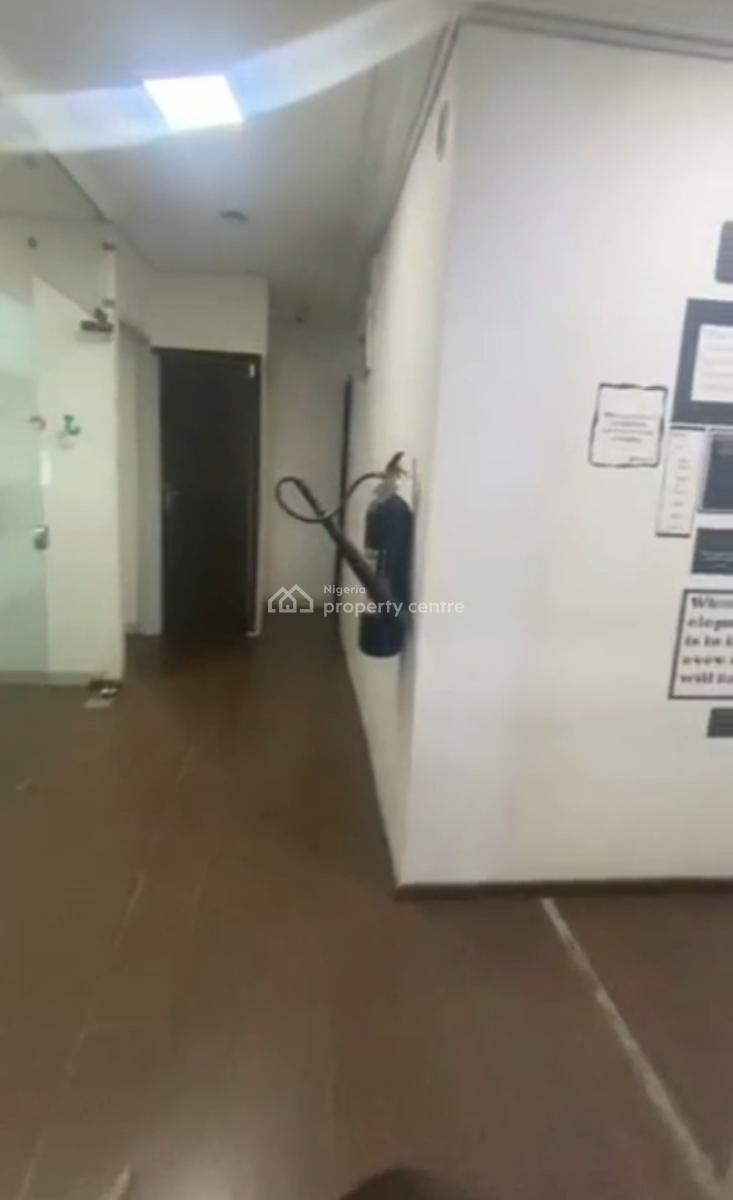 Office Space, Upstairs on 1st Floor., Yaba, Lagos, Office Space for Rent