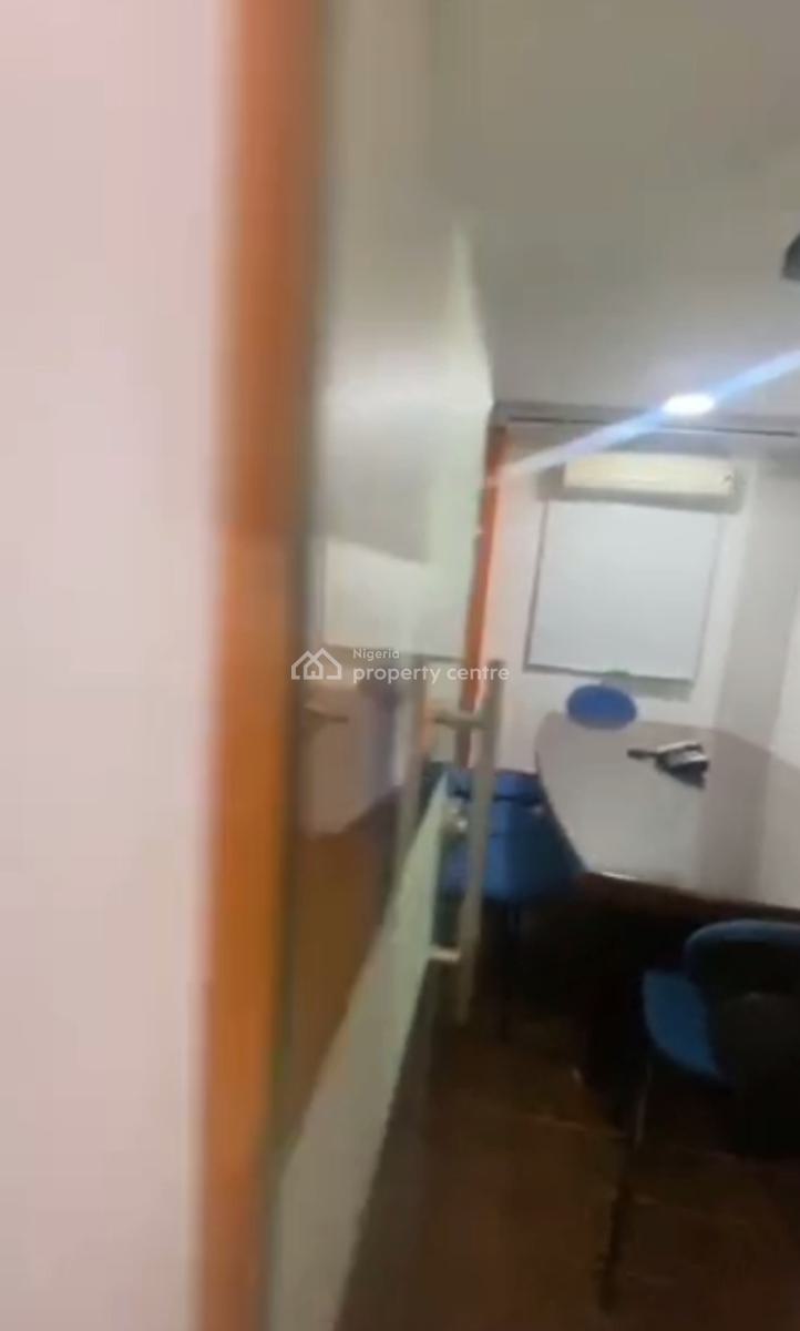 Office Space, Upstairs on 1st Floor., Yaba, Lagos, Office Space for Rent