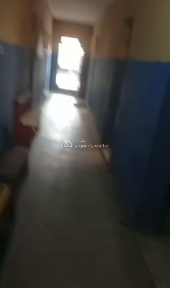 7 Bedroom Flat on Ground Floor with 2 Toilets, Kilo, Surulere, Lagos, House for Rent