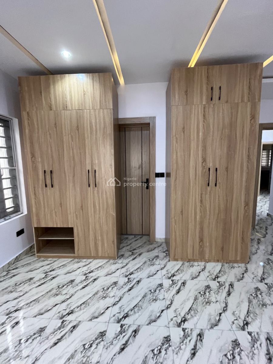 Luxurious Highend 5 Bedroom Maisonette Duplex Its Serviced & Spacious, Off Freedom Way, Lekki Phase 1, Lekki, Lagos, Terraced Duplex for Sale