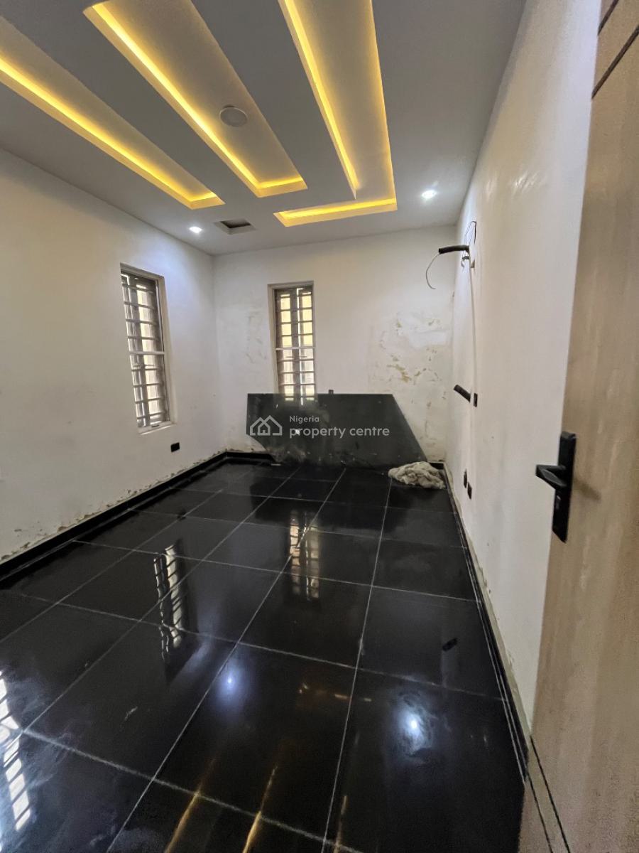 Luxurious Highend 5 Bedroom Maisonette Duplex Its Serviced & Spacious, Off Freedom Way, Lekki Phase 1, Lekki, Lagos, Terraced Duplex for Sale