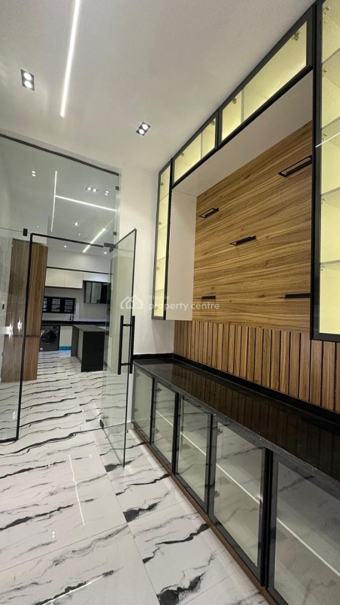 Elegant and Luxurious Fully Detached 5 Bedroom Duplex + Bq + Swimming, Chevron Drive / Agungi Accessibility - Lekki, Lekki, Lagos, Detached Duplex for Sale