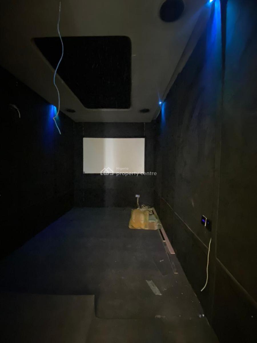 Exquisite 5 Bedroom Duplex with a Pool,bq,cinema, Lekki Phase 1, Lekki, Lagos, House for Sale
