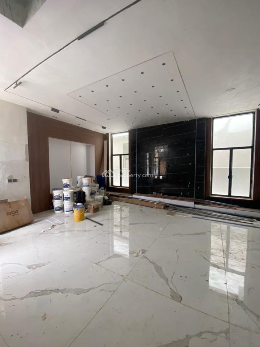 Aesthetically Pleasing 5 Bedroom Duplex with a Pool,bq and a Pool, Lekki Phase 1, Lekki, Lagos, House for Sale