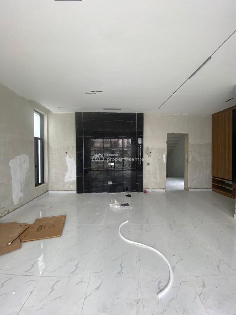 Aesthetically Pleasing 5 Bedroom Duplex with a Pool,bq and a Pool, Lekki Phase 1, Lekki, Lagos, House for Sale