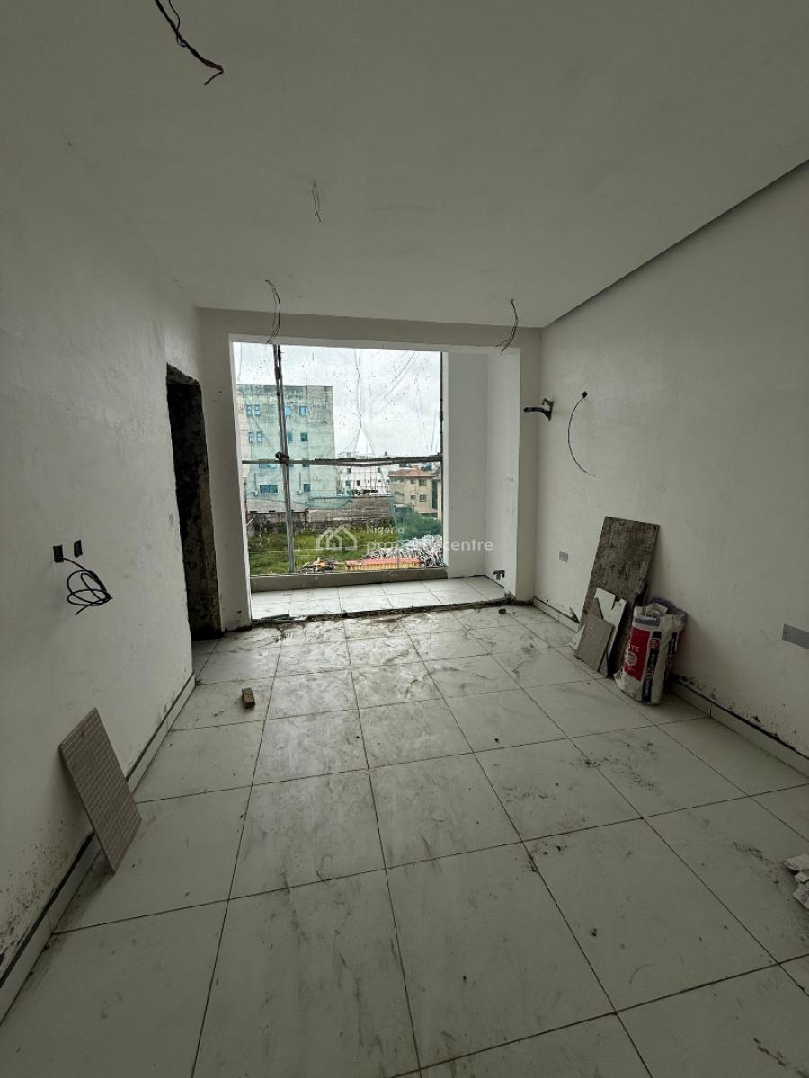 Stunning 3 Bedroom Apartment Within a Secured Environment, Ikate, Lekki, Lagos, Flat / Apartment for Sale