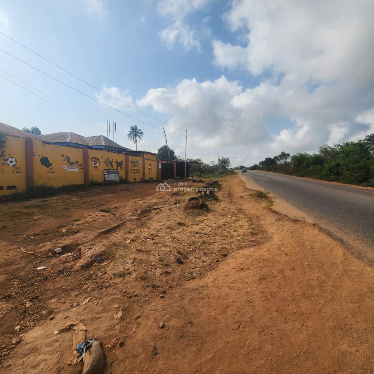 a Plot of Land with Cofo, Before Onidundu, Akinyele, Oyo, Residential Land for Sale