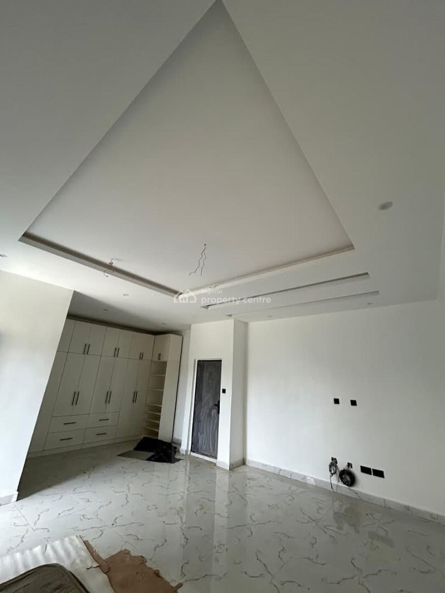 Brand New and Contemporary Four (4) Bedroom Terraced Duplex, Odd G.u.ake Road, Eliozu, Port Harcourt, Rivers, Terraced Duplex for Sale