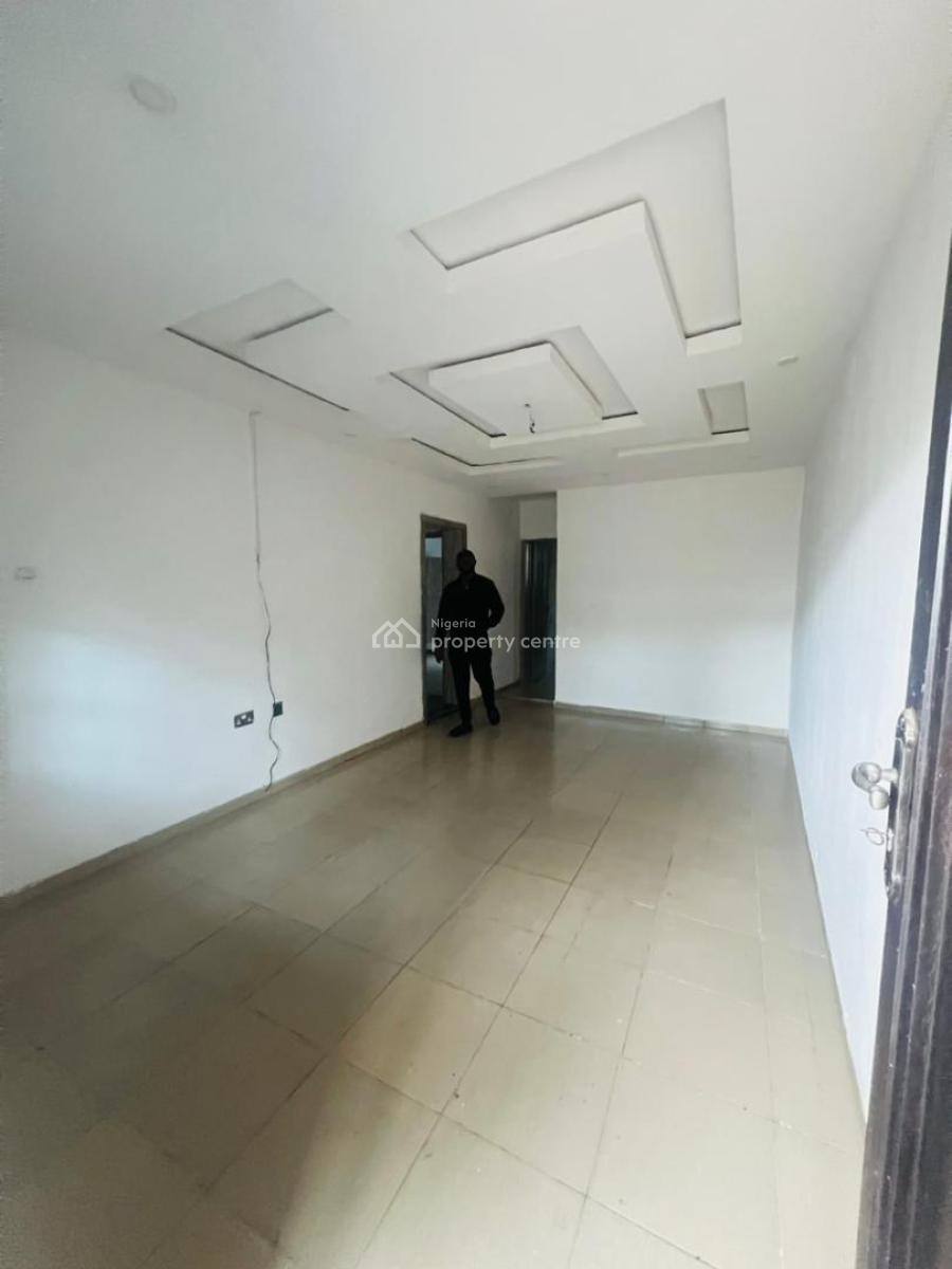 Distress of Standard 4 Units of 2 Bedroom & a Luxury 3 Bedrom Semi Detached, Unity Estate Off Cooperative Way Estate, Badore, Ajah, Lagos, Block of Flats for Sale