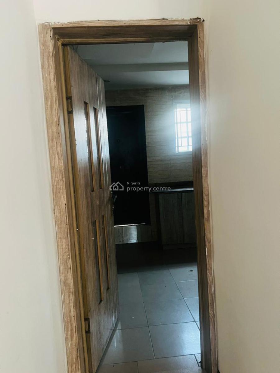 Distress of Standard 4 Units of 2 Bedroom & a Luxury 3 Bedrom Semi Detached, Unity Estate Off Cooperative Way Estate, Badore, Ajah, Lagos, Block of Flats for Sale