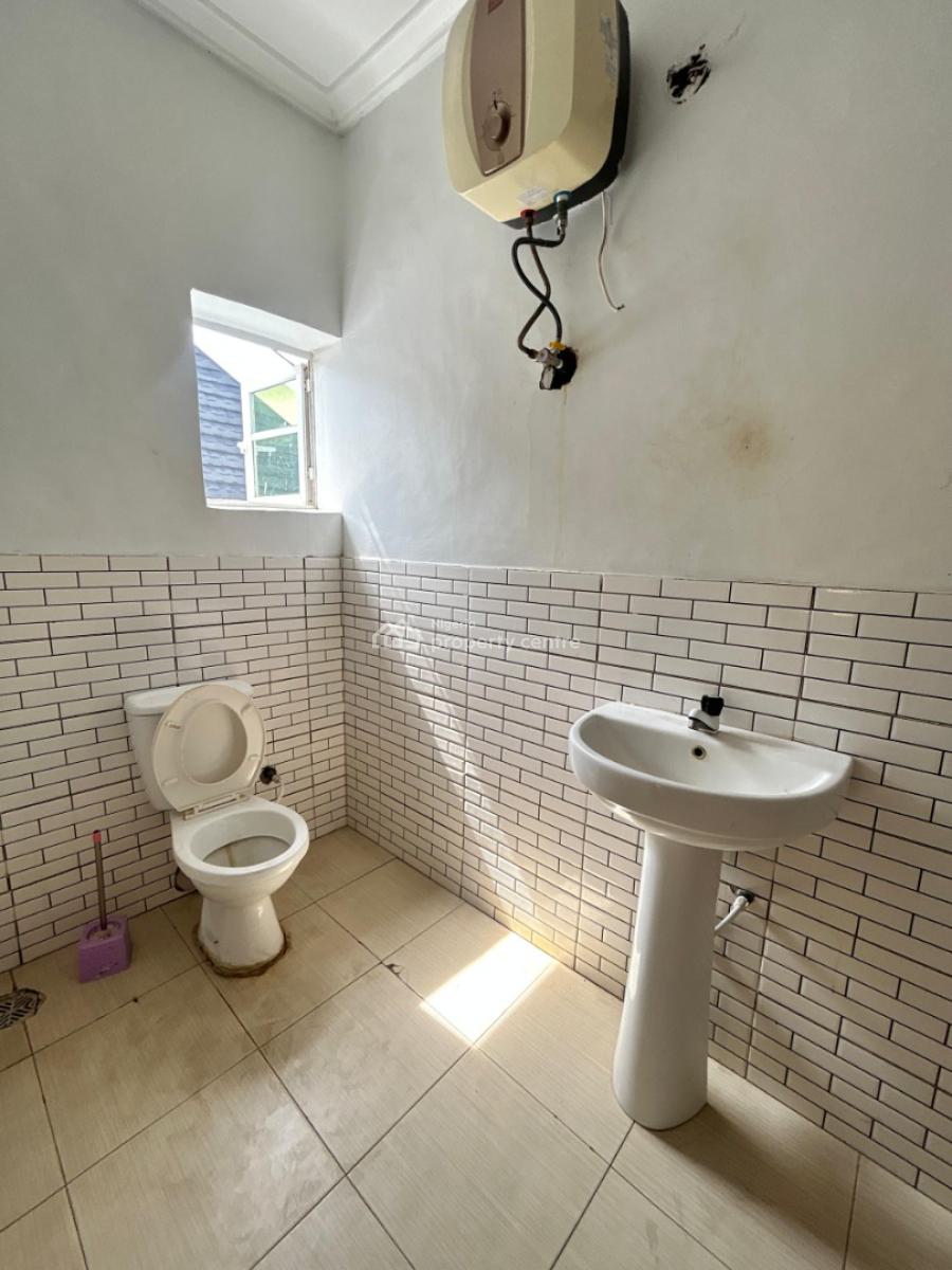 Luxury Bedroom Flat with Fitted Kitchen, Ikota Gra, Lekki, Lagos, Flat / Apartment for Rent