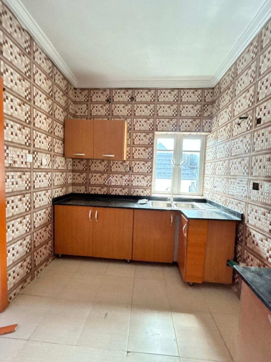 Luxury Bedroom Flat with Fitted Kitchen, Ikota Gra, Lekki, Lagos, Flat / Apartment for Rent