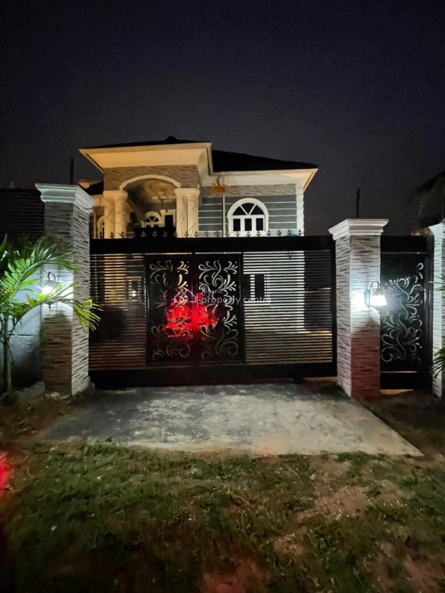 a Newly Built 3bedroom Flat, Opere Close, Podo Area, New Garage, Ibadan, Oyo, Flat / Apartment for Rent