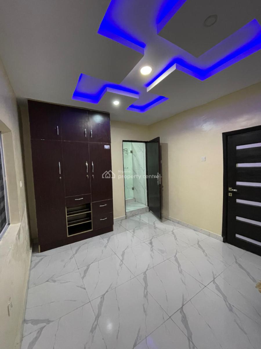 a Newly Built 3bedroom Flat, Opere Close, Podo Area, New Garage, Ibadan, Oyo, Flat / Apartment for Rent