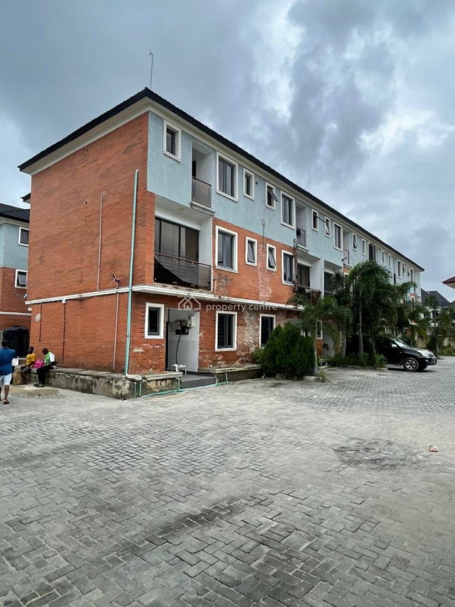 Exquisite 5 Bedroom Terrace with Luxury Kitchen, Osapa London, Osapa, Lekki, Lagos, Terraced Duplex for Rent