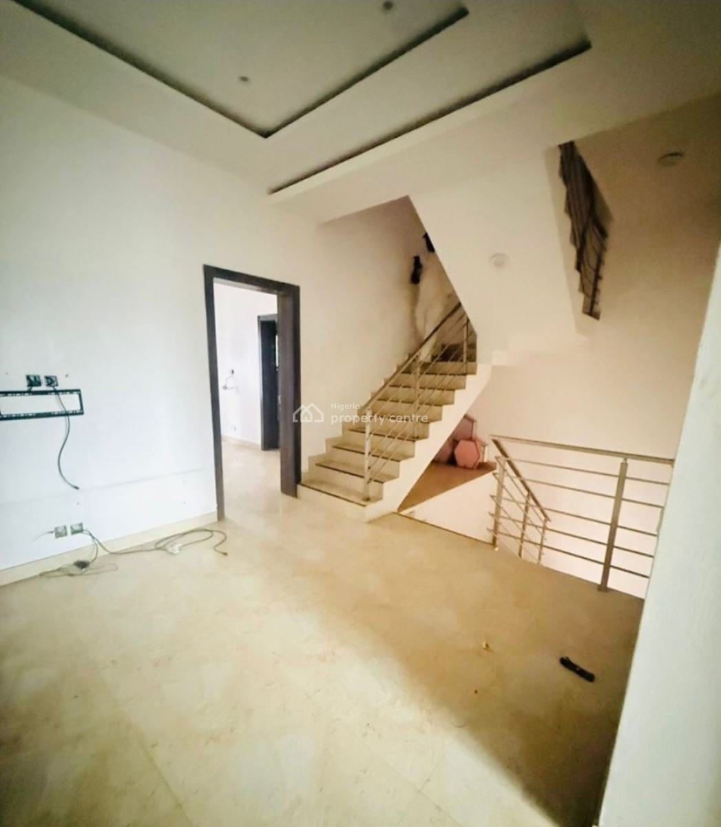 4 Bedroom Semi Detached Duplex, Lekki Phase 1, Lekki, Lagos, Semi-detached Duplex for Rent