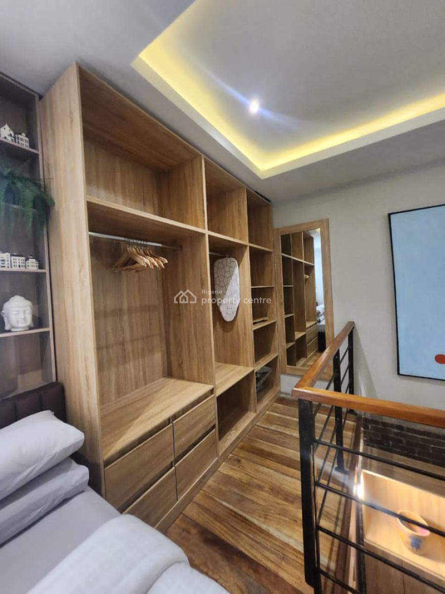 Fully Furnished Room and Parlour, Lekki Phase 1, Lekki, Lagos, House for Rent
