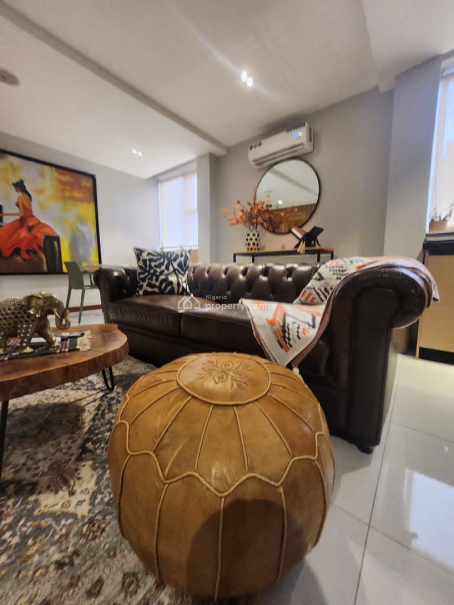 Fully Furnished Room and Parlour, Lekki Phase 1, Lekki, Lagos, House for Rent
