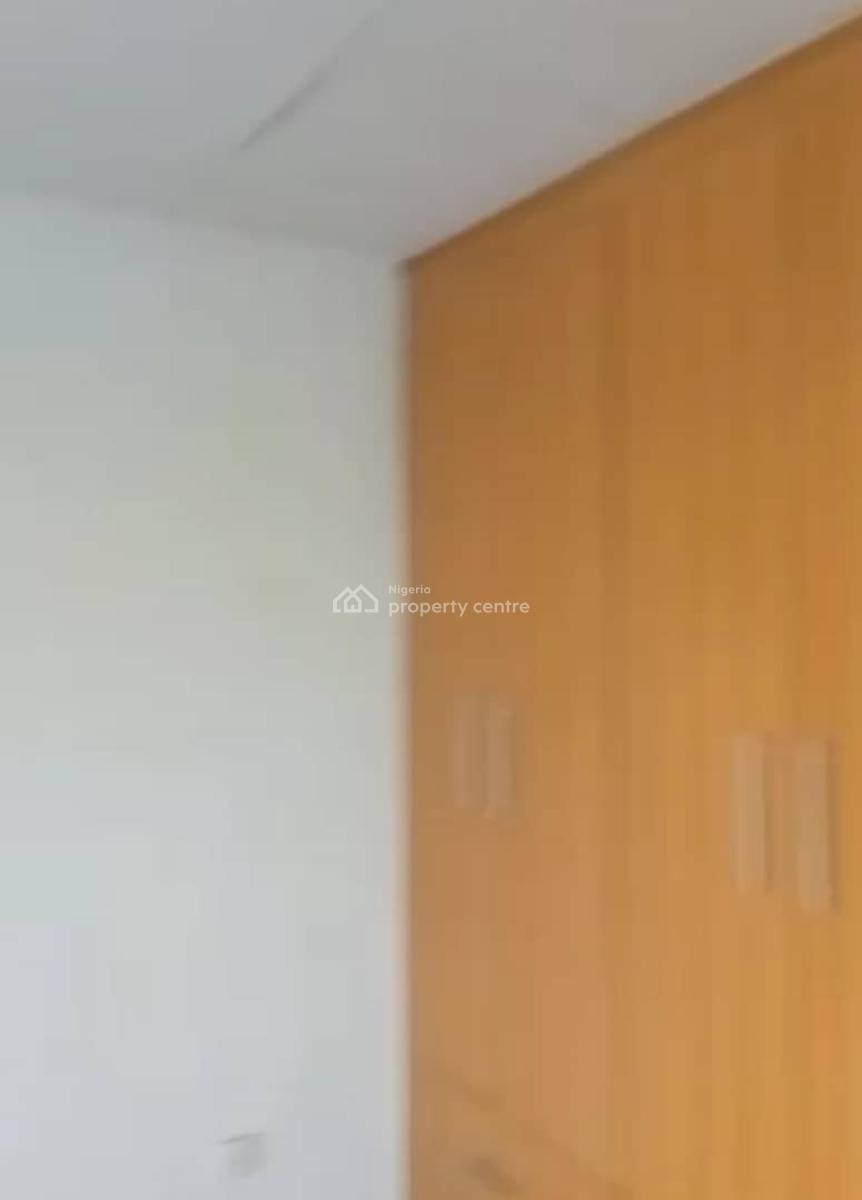 Spacious 3 Bedroom Apartment, Ikeja Gra, Ikeja, Lagos, Flat / Apartment for Rent