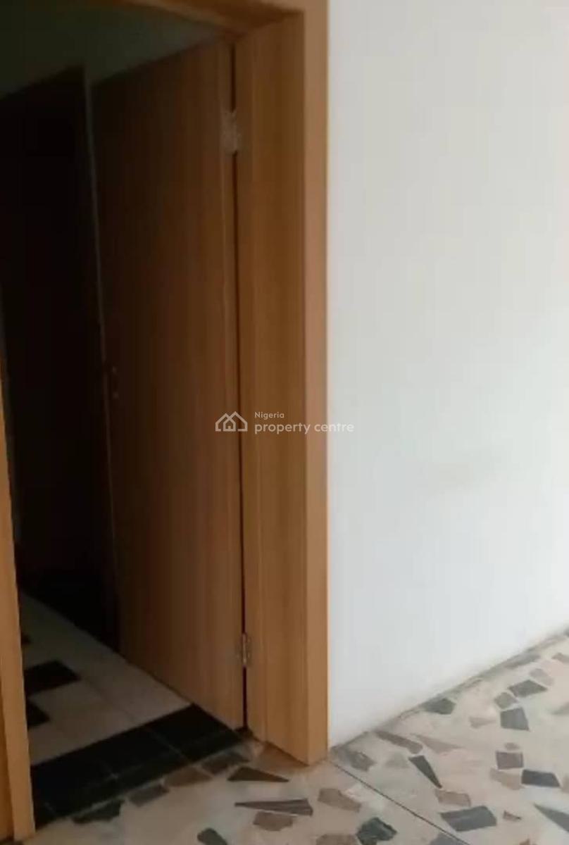 Spacious 3 Bedroom Apartment, Ikeja Gra, Ikeja, Lagos, Flat / Apartment for Rent