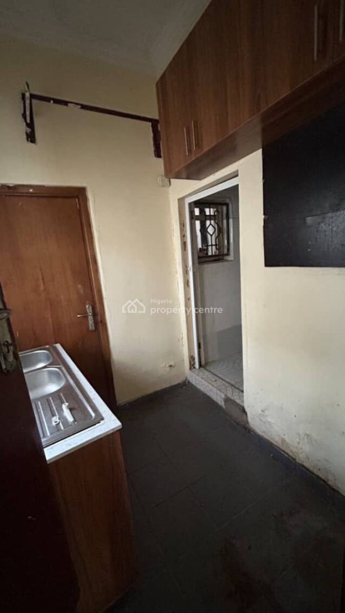 Self-contain Flat, Old Ikoyi, Ikoyi, Lagos, Self Contain (single Rooms) for Rent