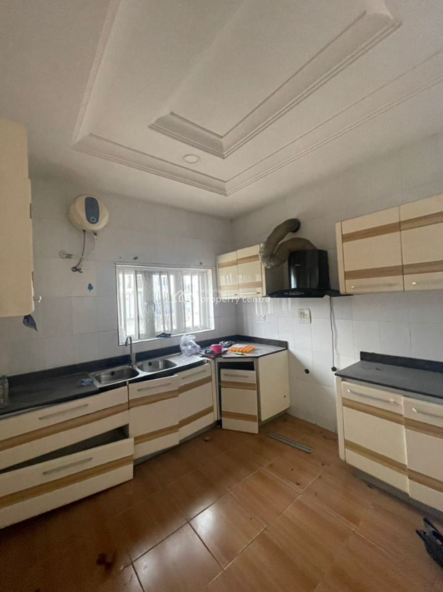 Luxury Duplex with Spacious Rooms & Serene Environment, Idado, Lekki, Lagos, Semi-detached Duplex for Sale