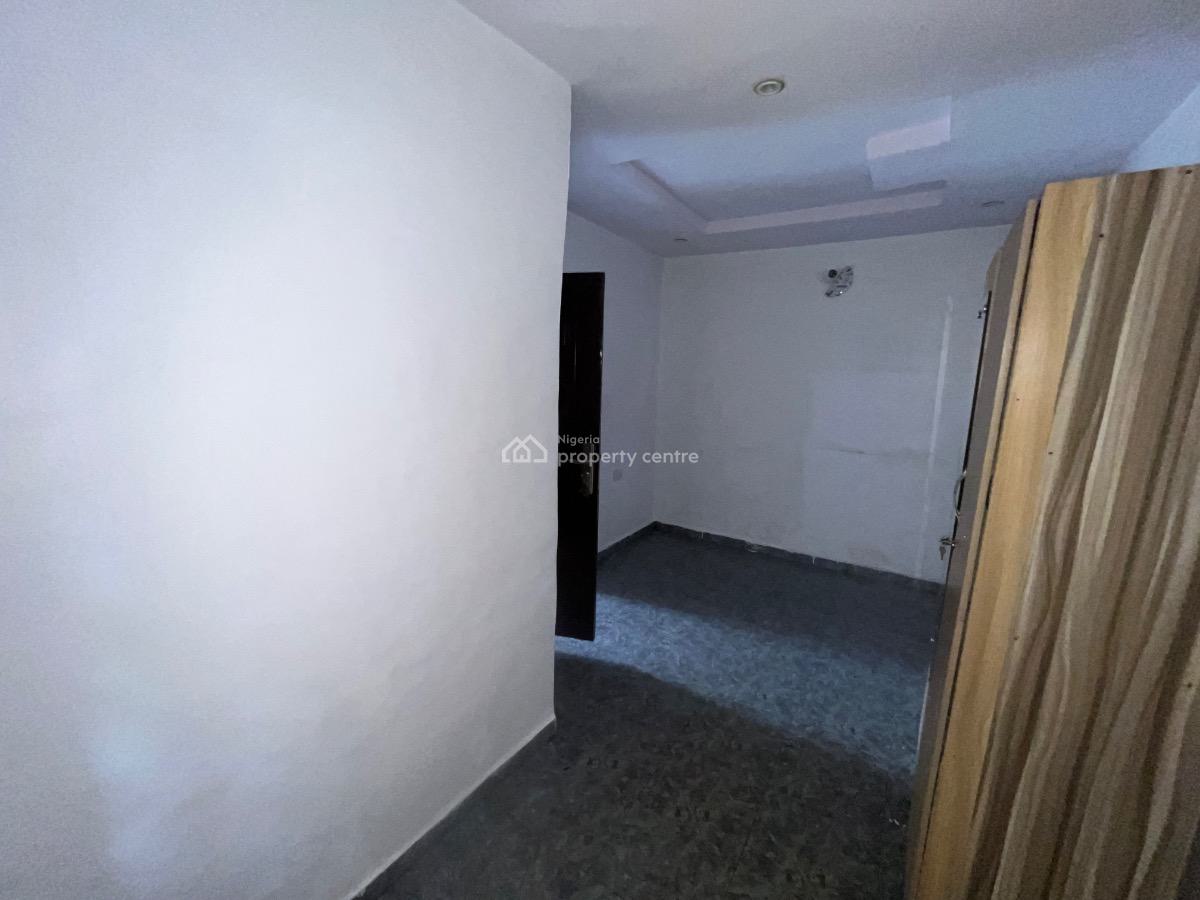 Excellent Mini Flat with 2 Toilet, Olowora, Magodo, Lagos, Mini Flat (room and Parlour) for Rent