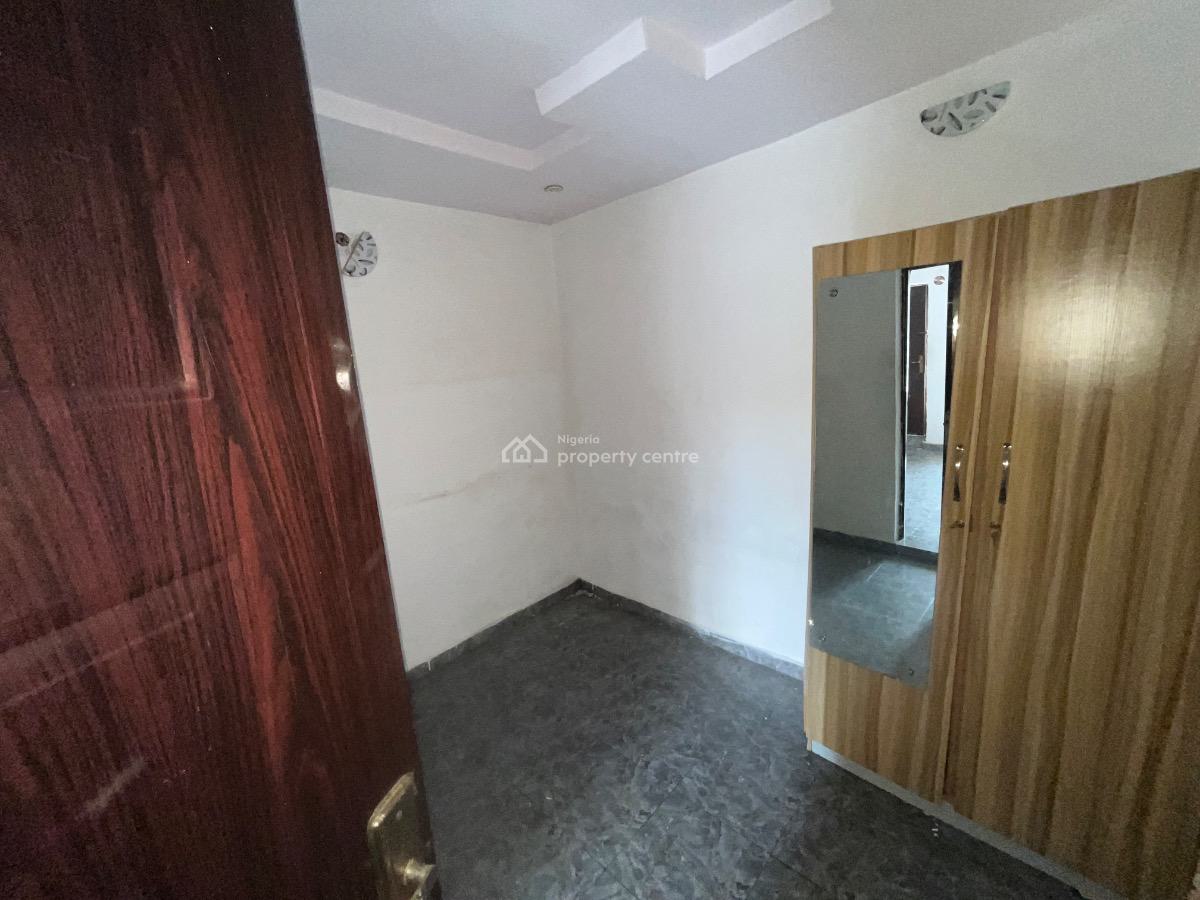 Excellent Mini Flat with 2 Toilet, Olowora, Magodo, Lagos, Mini Flat (room and Parlour) for Rent
