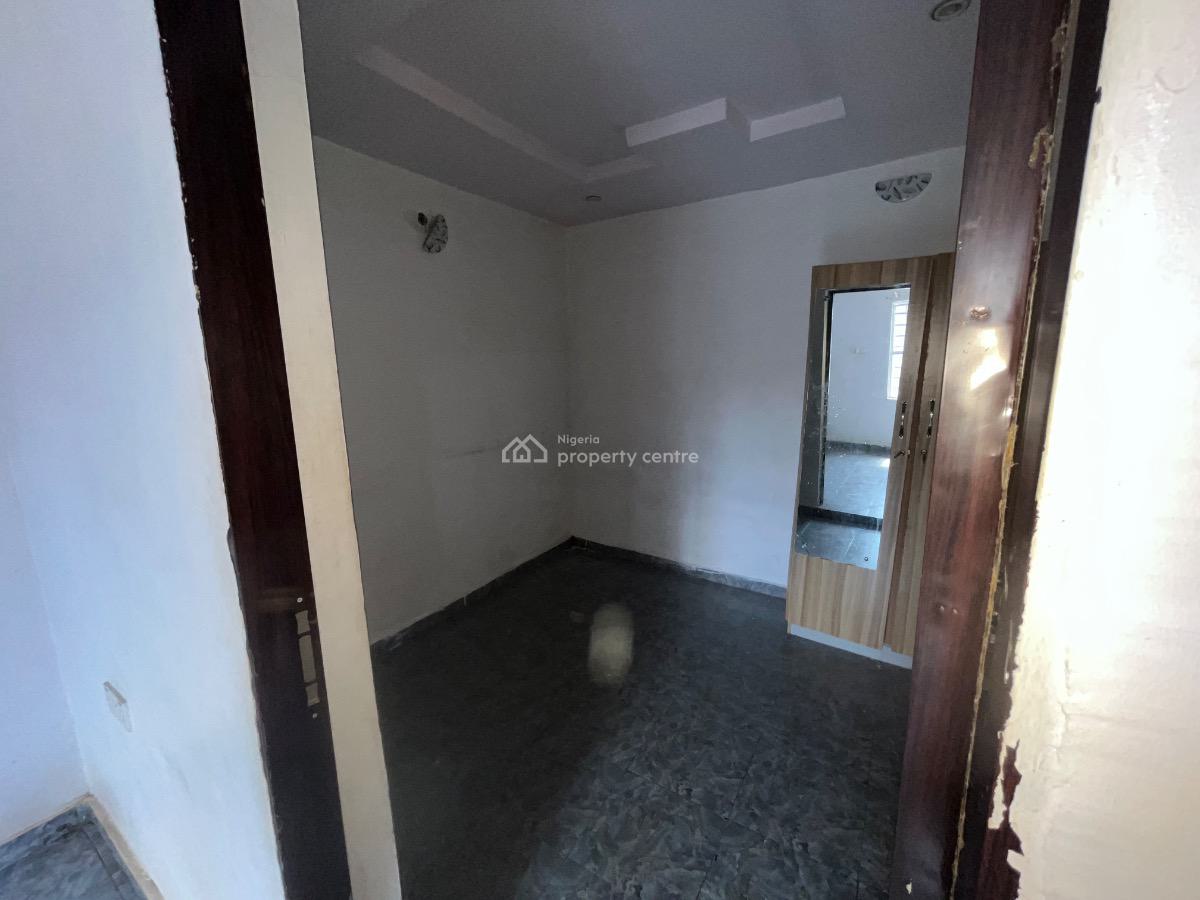 Excellent Mini Flat with 2 Toilet, Olowora, Magodo, Lagos, Mini Flat (room and Parlour) for Rent