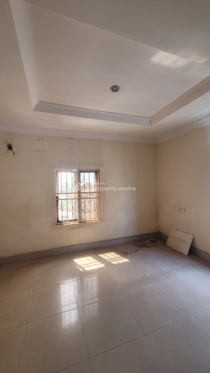 Luxury 2 Bedroom Flat on The 2nd Floor, By American International School, Durumi, Abuja, Flat / Apartment for Rent