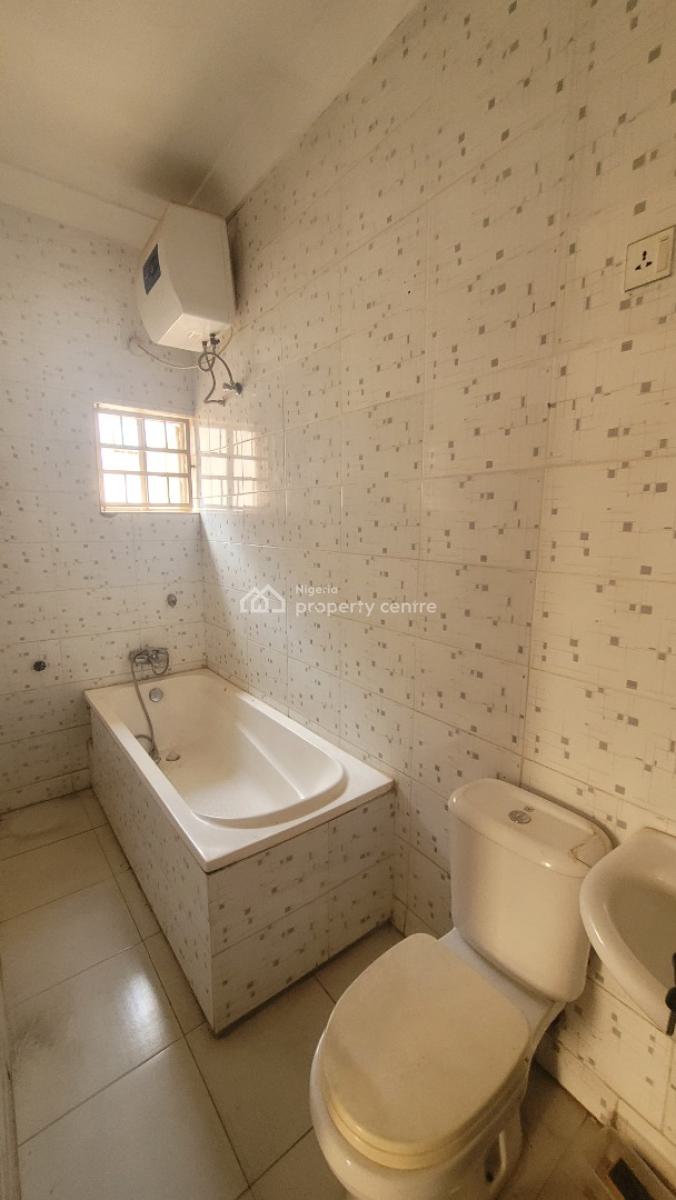 Luxury 2 Bedroom Flat on The 2nd Floor, By American International School, Durumi, Abuja, Flat / Apartment for Rent